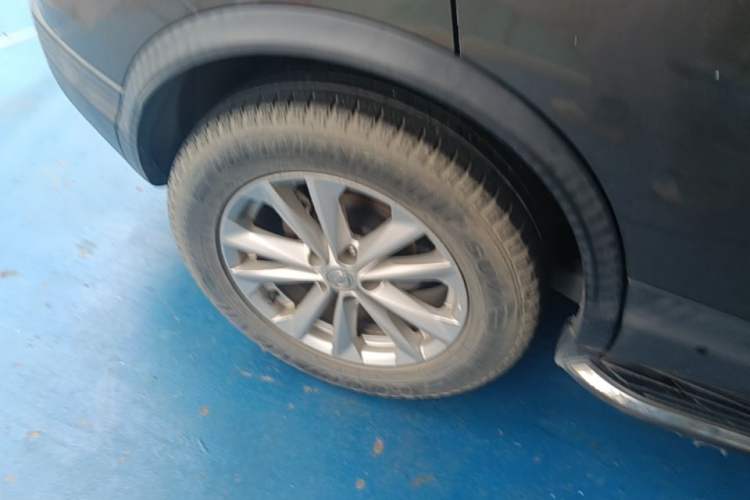 Used Nissan Qashqai 2016 2.0L CVT Elite Edition Right Rear Wheel Hub