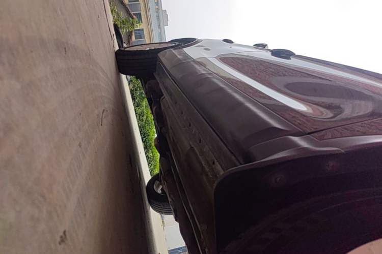 Used Nissan Qashqai 2016 2.0L CVT Elite Edition Right Side Sill