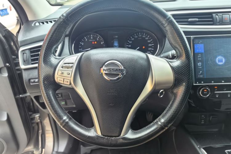 Used Nissan Qashqai 2016 2.0L CVT Elite Edition Steering Wheel