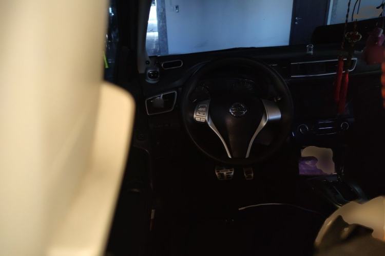Used Nissan Qashqai 2016 2.0L CVT Elite Edition Steering Wheel