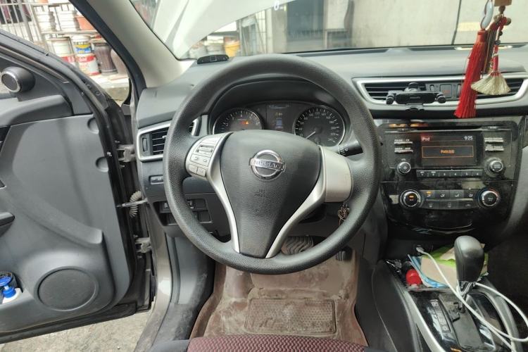Used Nissan Qashqai 2016 2.0L CVT Elite Edition Steering Wheel