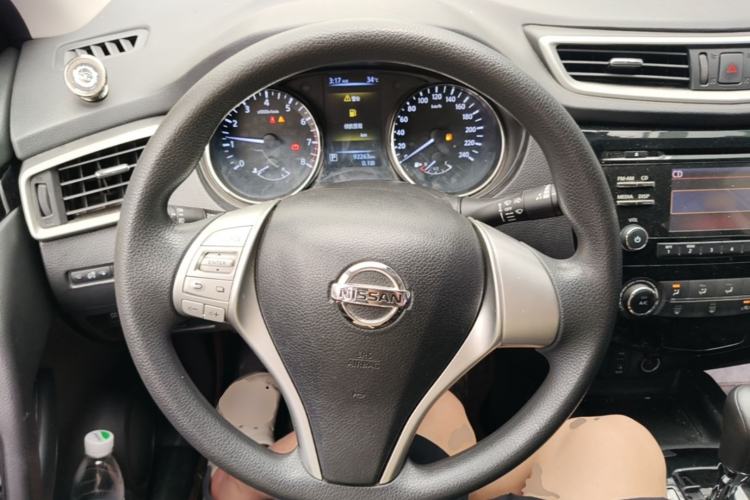 Used Nissan Qashqai 2016 2.0L CVT Elite Edition Steering Wheel