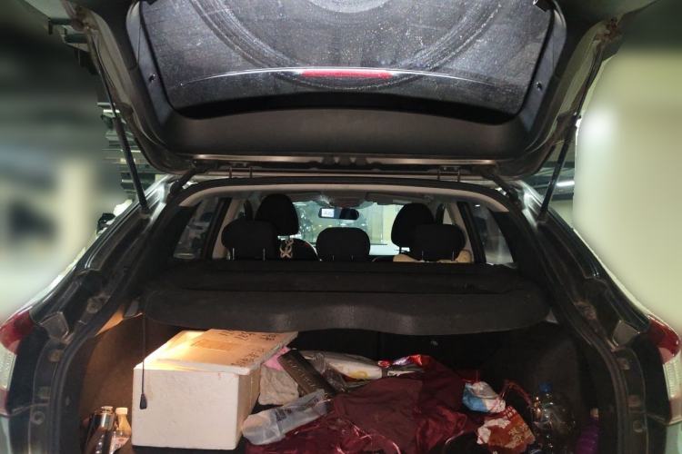Used Nissan Qashqai 2016 2.0L CVT Elite Edition Trunk