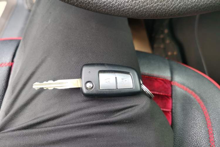 Used Nissan Qashqai 2016 2.0L CVT Elite Edition Vehicle Key