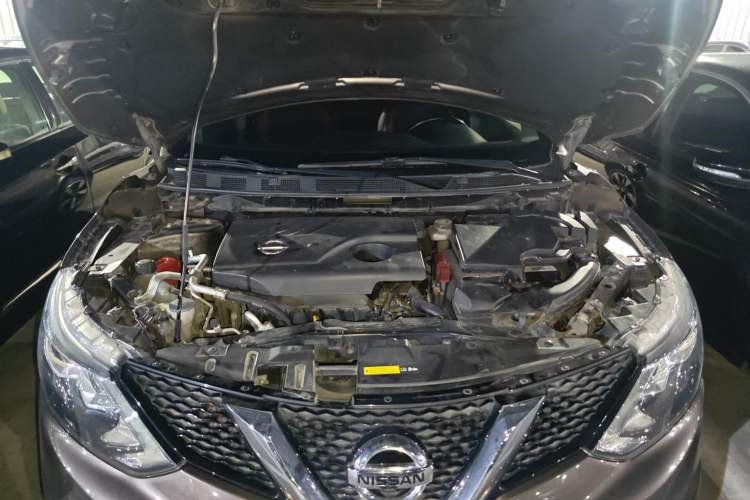 Used Nissan Qashqai 2016 2.0L CVT Luxury Edition Engine Bay