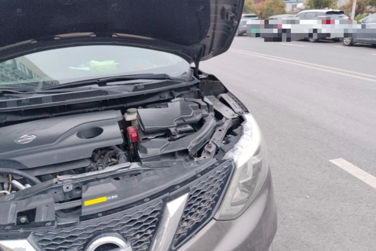 Used Nissan Qashqai 2016 2.0L CVT Elite Edition Engine Bay Left