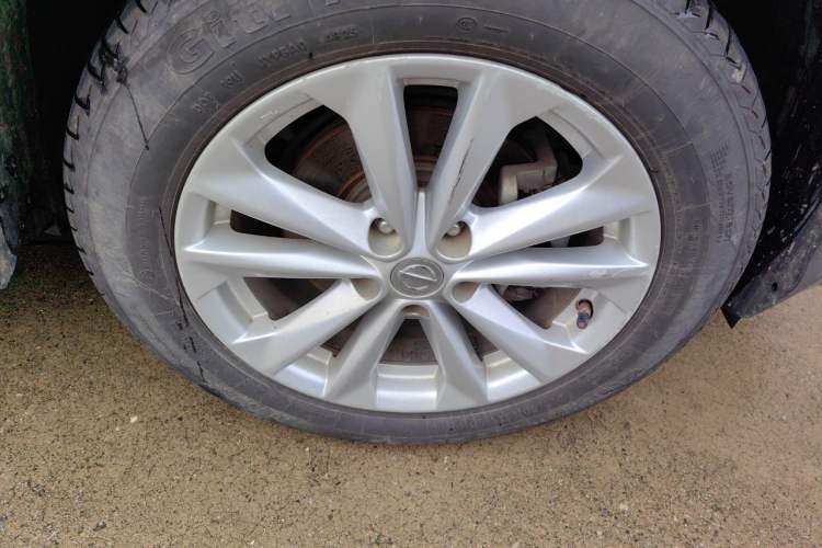 Used Nissan Qashqai 2016 2.0L CVT Elite Edition Exterior 1