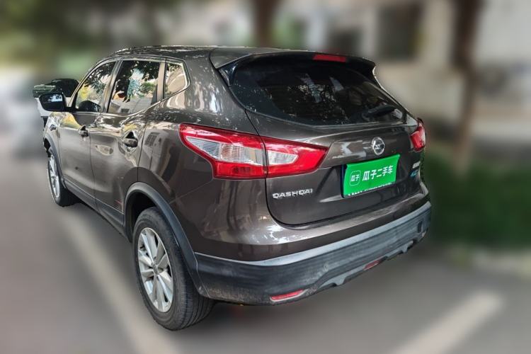 Used Nissan Qashqai 2016 2.0L CVT Elite Edition Exterior 3