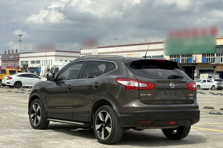 Used Nissan Qashqai 2016 2.0L CVT Luxury Edition Exterior 5