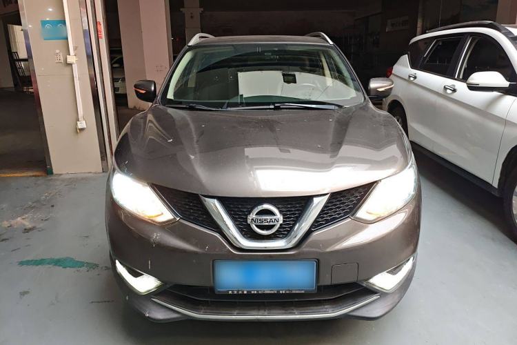 Used Nissan Qashqai 2016 2.0L CVT Elite Edition Front