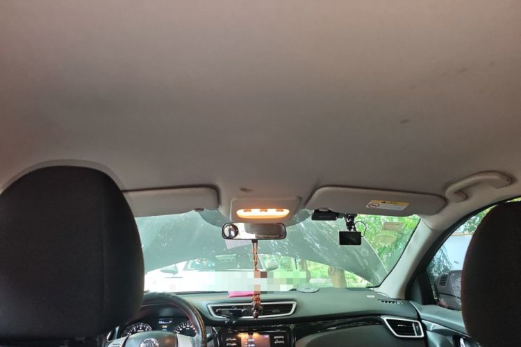 Used Nissan Qashqai 2016 2.0L CVT Elite Edition Headliner