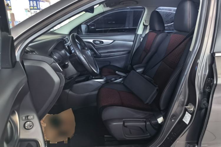 Used Nissan Qashqai 2016 1.2T CVT Fashion Edition Left Front Seat