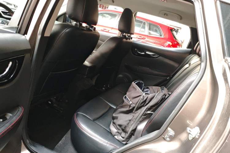 Used Nissan Qashqai 2016 2.0L CVT Elite Edition Left Rear Seat