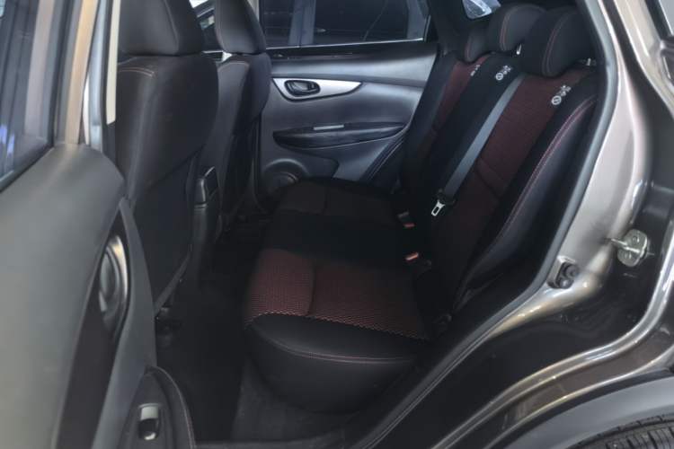 Used Nissan Qashqai 2016 1.2T CVT Fashion Edition Left Rear Seat