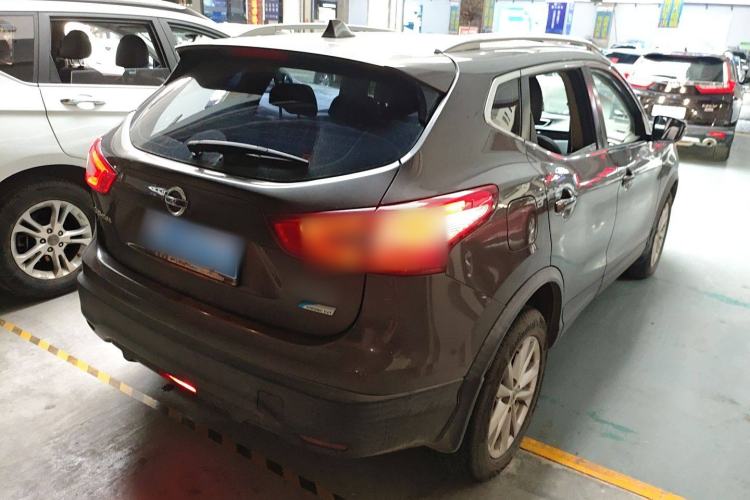 Used Nissan Qashqai 2016 2.0L CVT Elite Edition Rear Right 45 Deg