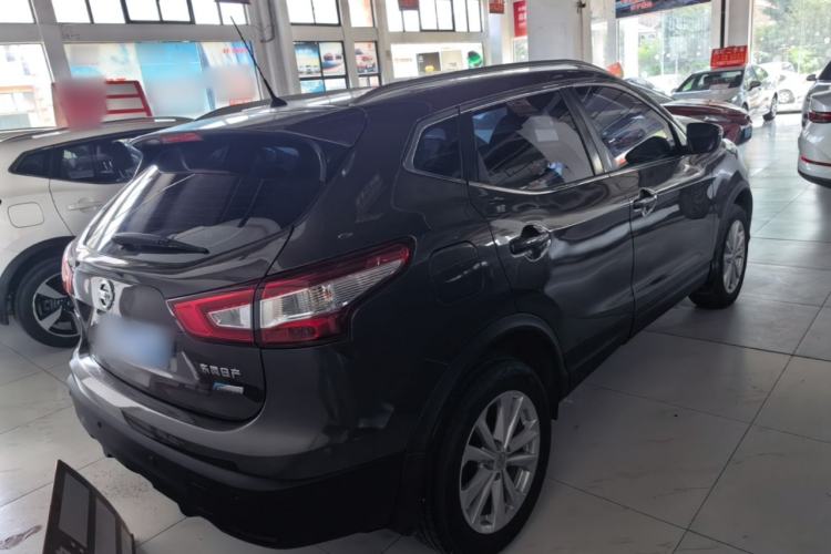 Used Nissan Qashqai 2016 1.2T CVT Fashion Edition Rear Right 45 Deg