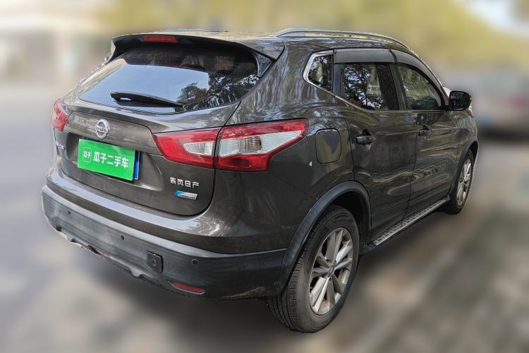 Used Nissan Qashqai 2016 2.0L CVT Elite Edition Rear Right 45 Deg