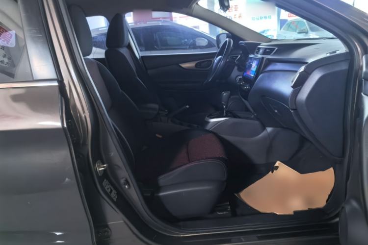 Used Nissan Qashqai 2016 1.2T CVT Fashion Edition Right Front Seat