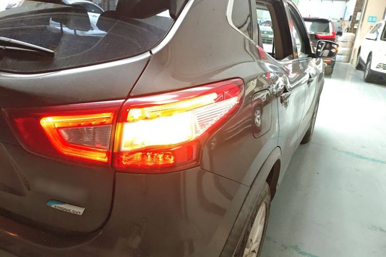 Used Nissan Qashqai 2016 2.0L CVT Elite Edition Right Rear Taillight