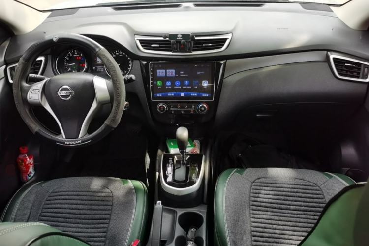 Used Nissan Qashqai 2016 1.2T CVT Fashion Edition Center Console