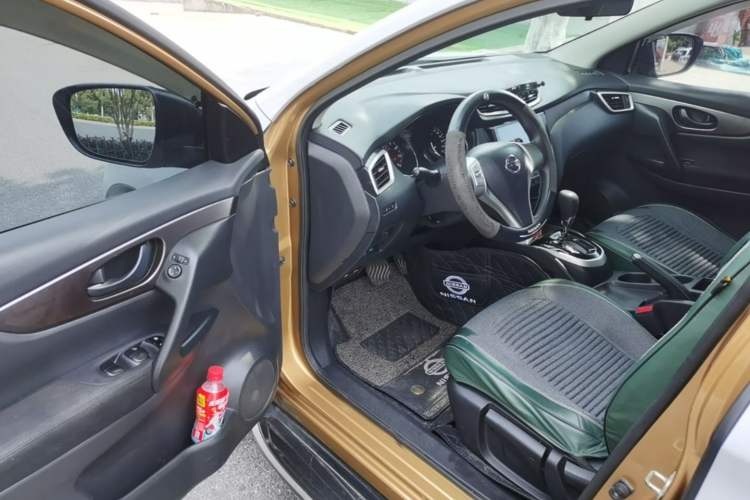 Used Nissan Qashqai 2016 1.2T CVT Fashion Edition Driver Seat