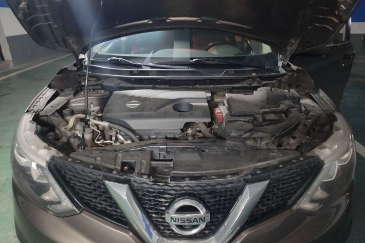 Used Nissan Qashqai 2016 2.0L CVT Luxury Edition Engine Bay