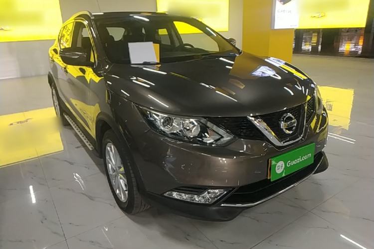 Used Nissan Qashqai 2016 2.0L CVT Elite Edition Exterior 1