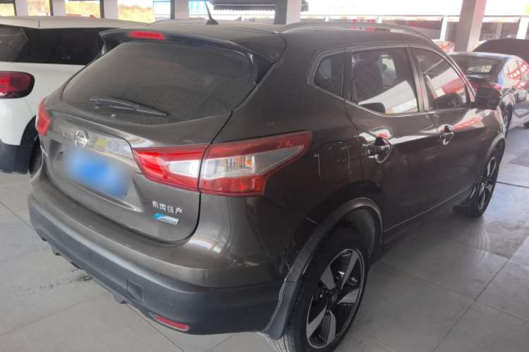 Used Nissan Qashqai 2016 2.0L CVT Luxury Edition Exterior 3
