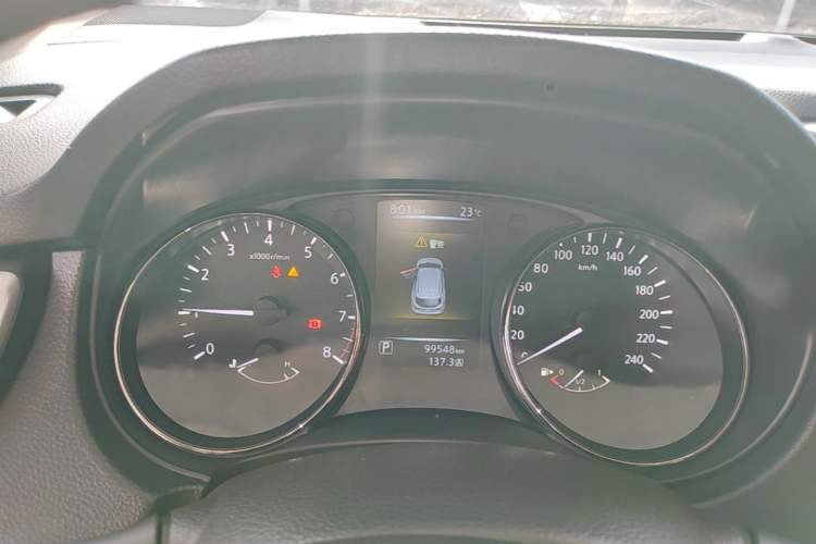 Used Nissan Qashqai 2016 2.0L CVT Elite Edition Instrument Cluster