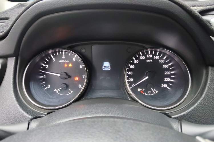 Used Nissan Qashqai 2016 2.0L CVT Elite Edition Instrument Cluster