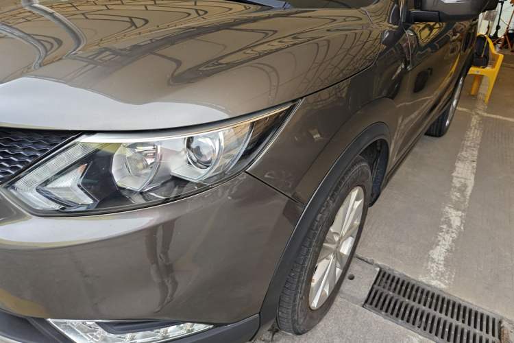 Used Nissan Qashqai 2016 2.0L CVT Elite Edition Left Front Headlight