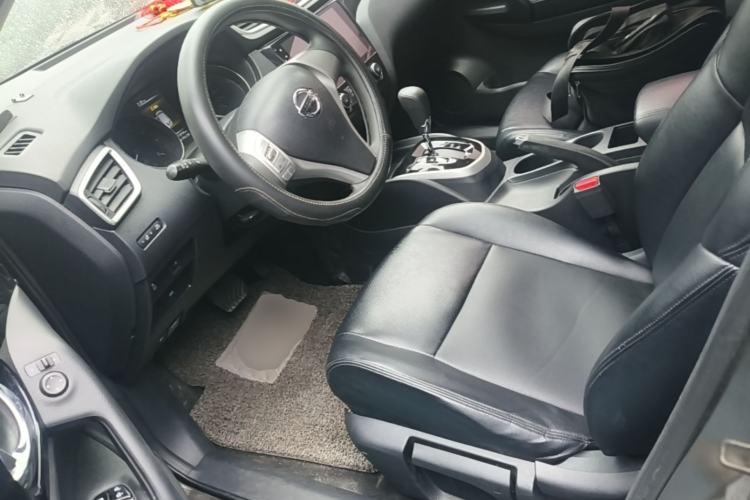 Used Nissan Qashqai 2016 2.0L CVT Elite Edition Left Front Seat