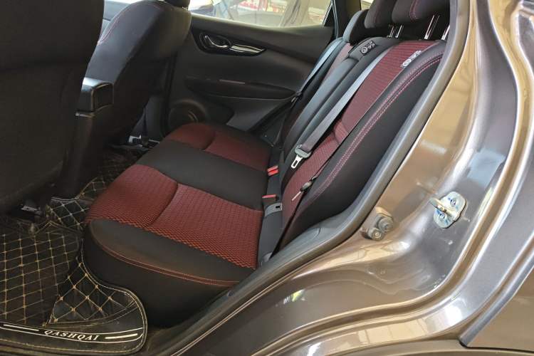 Used Nissan Qashqai 2016 2.0L CVT Elite Edition Left Rear Seat