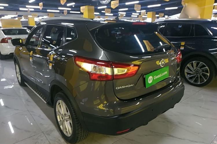 Used Nissan Qashqai 2016 2.0L CVT Elite Edition Rear Left 45 Deg