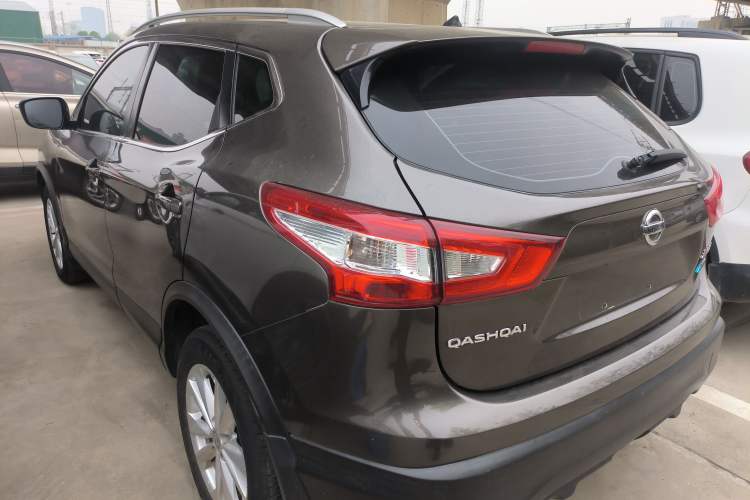 Used Nissan Qashqai 2016 2.0L CVT Elite Edition Rear Left 45 Deg