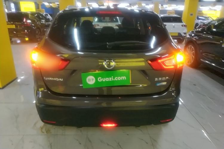 Used Nissan Qashqai 2016 2.0L CVT Elite Edition Rear