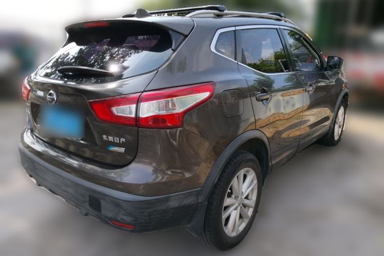 Used Nissan Qashqai 2016 2.0L CVT Elite Edition Rear Right 45 Deg