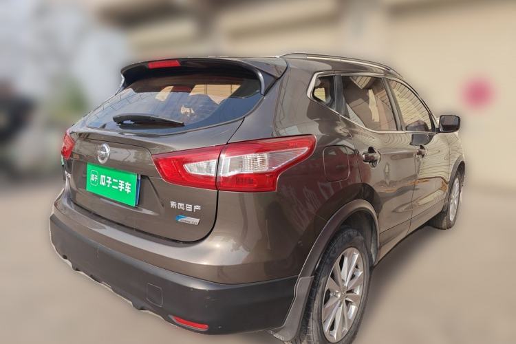 Used Nissan Qashqai 2016 2.0L CVT Elite Edition Rear Right 45 Deg