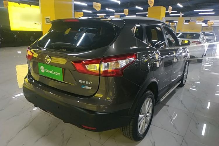 Used Nissan Qashqai 2016 2.0L CVT Elite Edition Rear Right 45 Deg