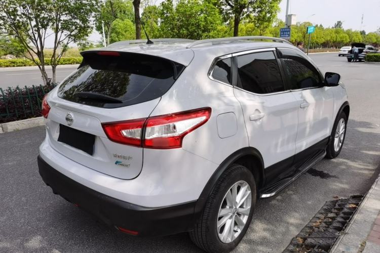 Used Nissan Qashqai 2016 1.2T CVT Fashion Edition Rear Right 45 Deg