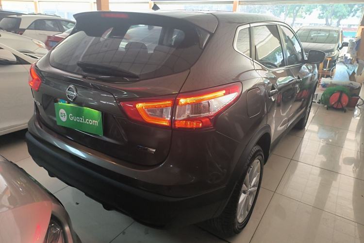 Used Nissan Qashqai 2016 2.0L CVT Elite Edition Rear Right 45 Deg