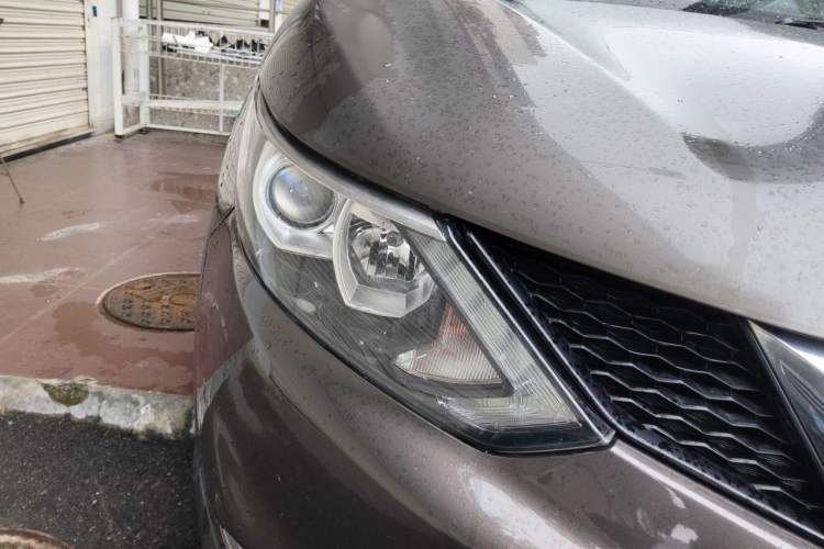 Used Nissan Qashqai 2016 2.0L CVT Elite Edition Right Front Headlight