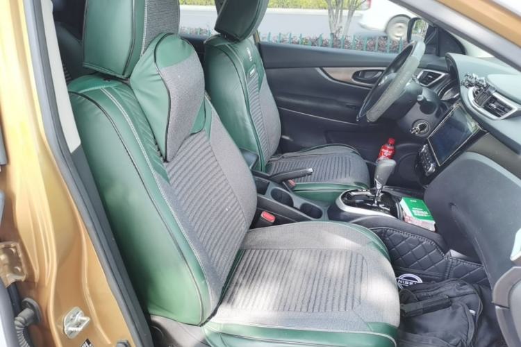 Used Nissan Qashqai 2016 1.2T CVT Fashion Edition Right Front Seat