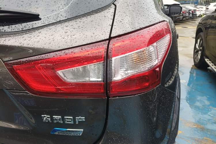 Used Nissan Qashqai 2016 2.0L CVT Elite Edition Right Rear Taillight