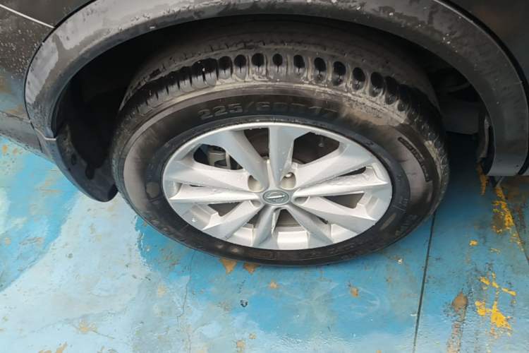 Used Nissan Qashqai 2016 2.0L CVT Elite Edition Right Rear Wheel Hub