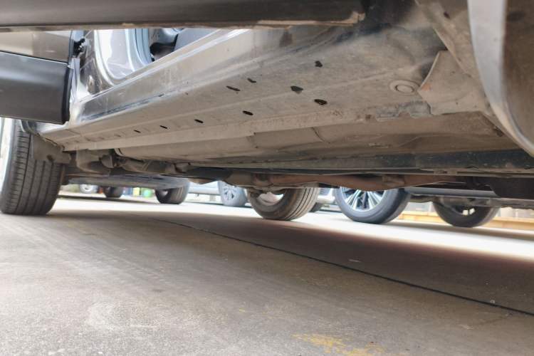 Used Nissan Qashqai 2016 2.0L CVT Elite Edition Right Side Sill