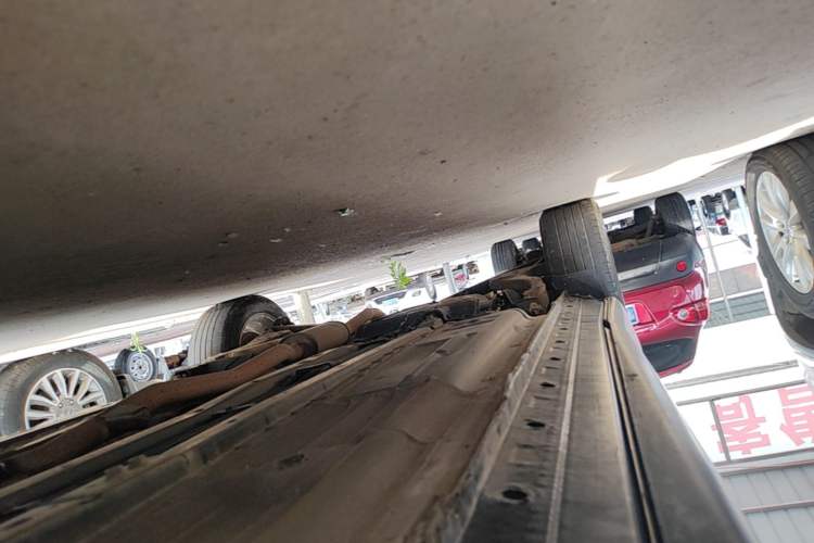 Used Nissan Qashqai 2016 2.0L CVT Elite Edition Right Side Sill