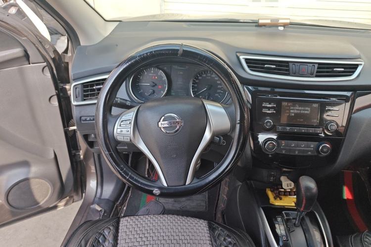 Used Nissan Qashqai 2016 2.0L CVT Elite Edition Steering Wheel