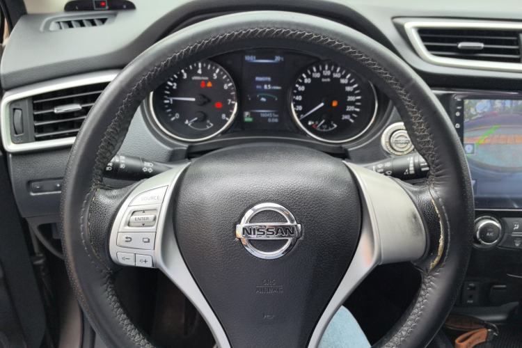 Used Nissan Qashqai 2016 2.0L CVT Luxury Edition Steering Wheel