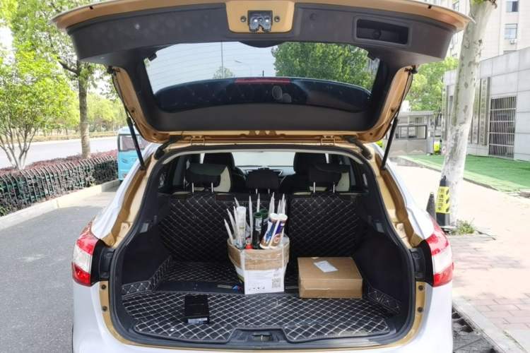 Used Nissan Qashqai 2016 1.2T CVT Fashion Edition Trunk